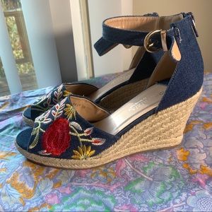 NEW Floral wedges size 38 embroidered BOHO 8 fall jeans